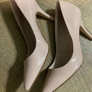 DUNN British designer pumps